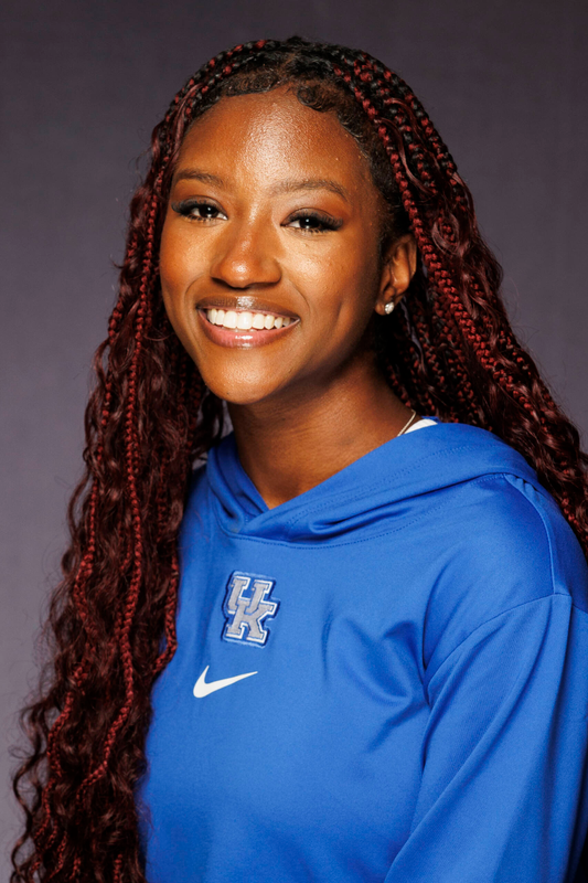 Sharmelle Holmes Sharmelle Holmes